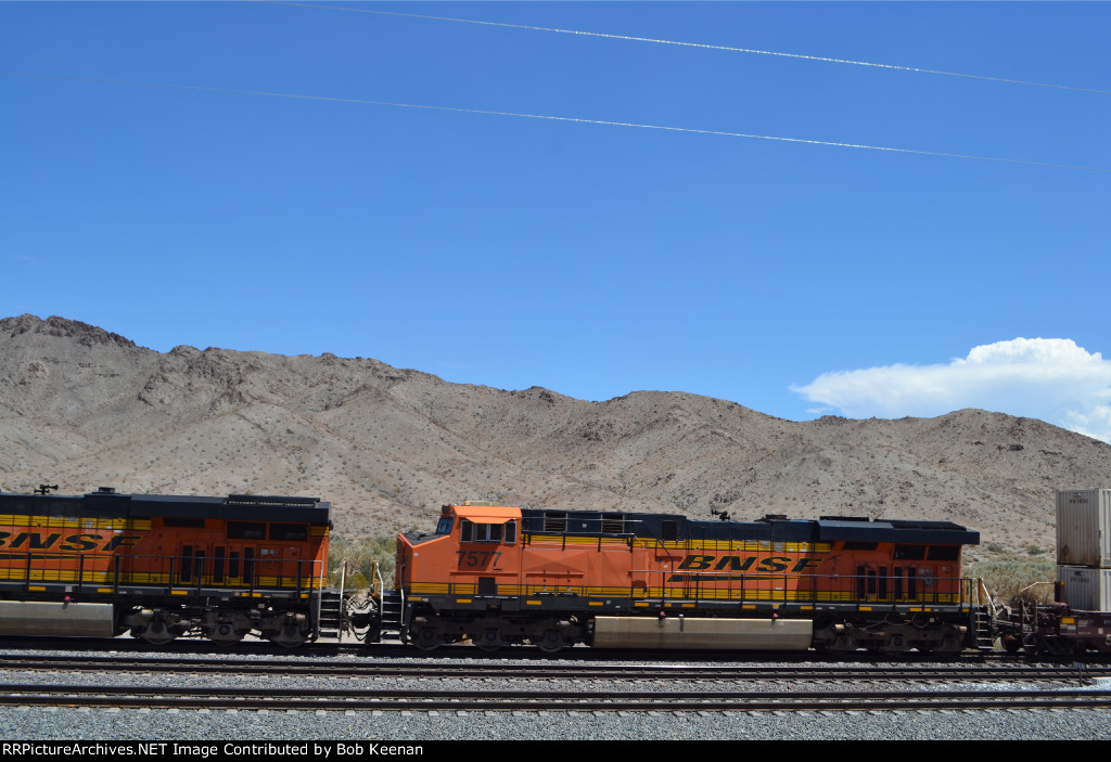 BNSF 7577